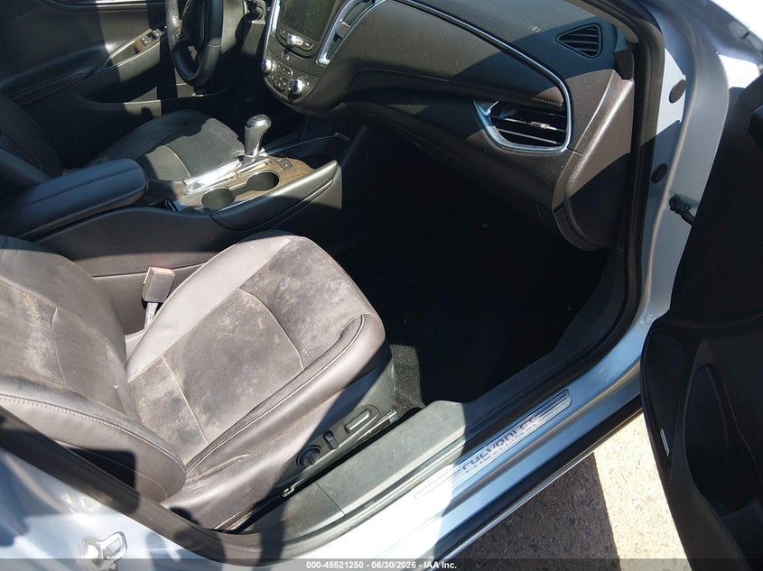 2018 CHEVROLET MALIBU PREMIER · Фото 8