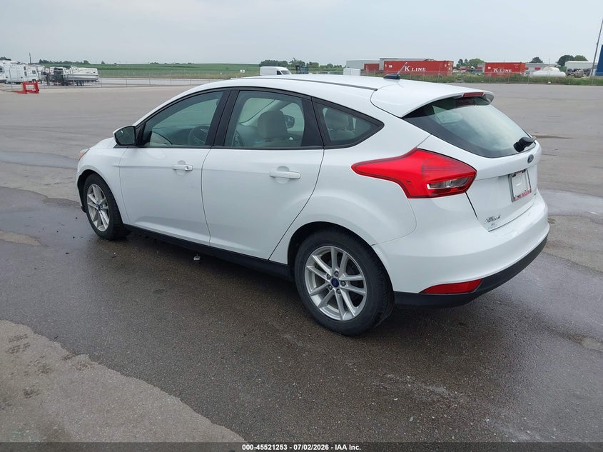Vin: 1fadp3k21jl327056, lot: 46019469, ford focus se 20183