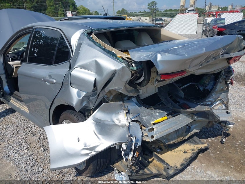 2018 TOYOTA CAMRY auction photo 6