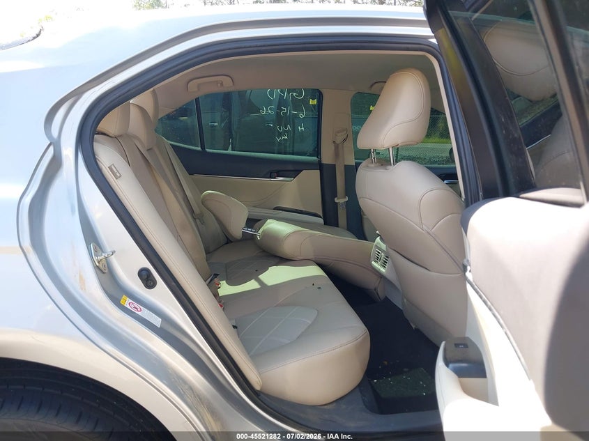2018 TOYOTA CAMRY auction photo 8