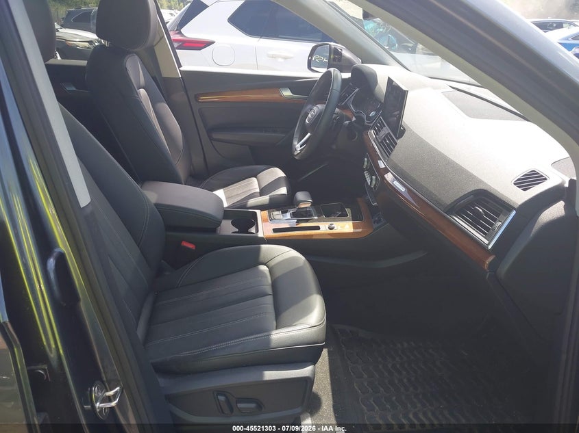 AUDI Q5 2023 VIN WA1GAAFY8P2004787