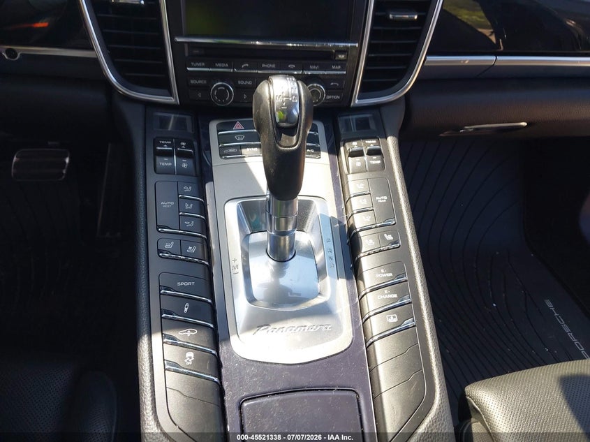 2015 Porsche Panamera E-Hybrid S VIN: WP0AD2A79FL040892 Lot: 45521338