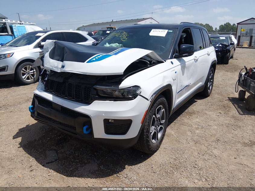 2023 JEEP GRAND CHEROKEE 4XE auction photo 2