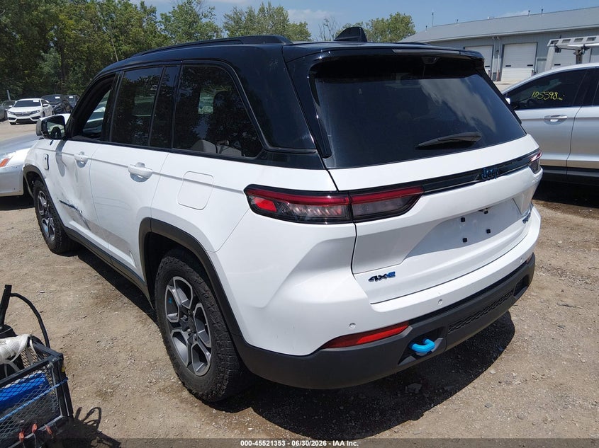 2023 JEEP GRAND CHEROKEE 4XE auction photo 3