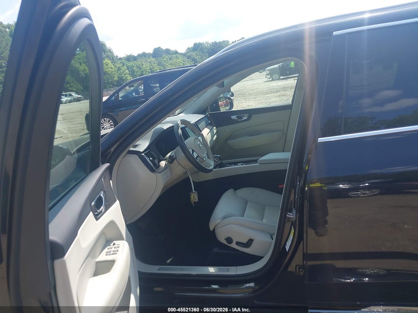 2019 Volvo Xc60 T5 Inscription VIN: LYV102RL0KB289870 Lot: 45521360