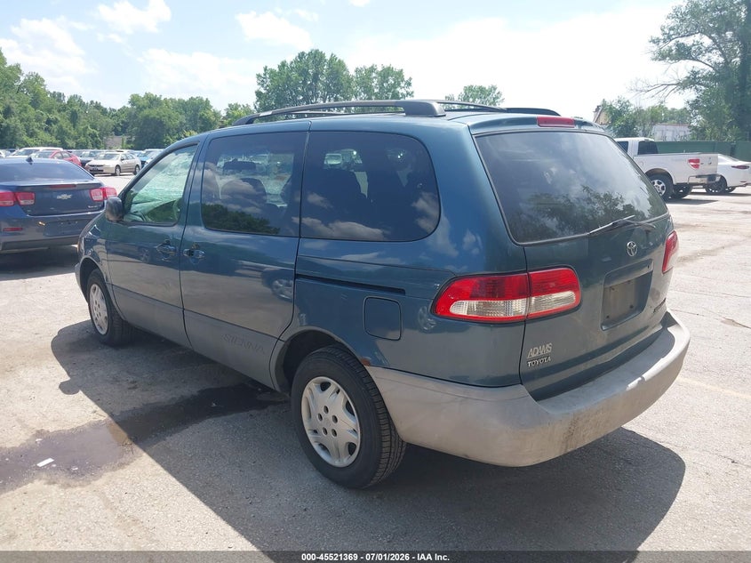 2003 TOYOTA SIENNA auction photo 3
