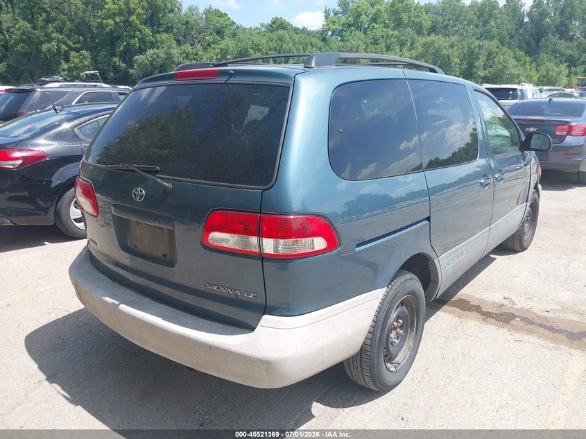 2003 TOYOTA SIENNA auction photo 4