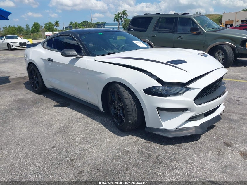 2020 FORD MUSTANG ECOBOOST FASTBACK — Галерея фотографий