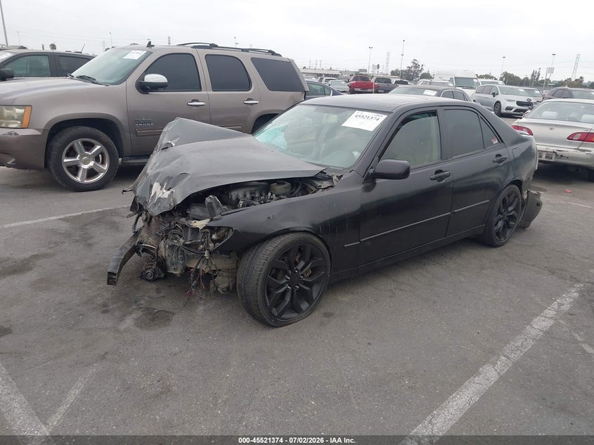 2003 LEXUS IS 300 auction photo 2