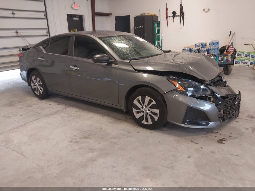 2025 Nissan Altima