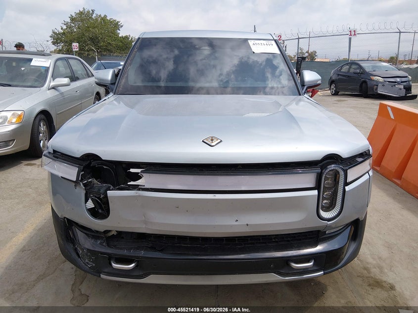 2024 Rivian R1T Adventure Dual Motor Max Pack/Adventure Dual Motor Perf Max Pack VIN: 7FCTGCAA9RN030366 Lot: 45521419