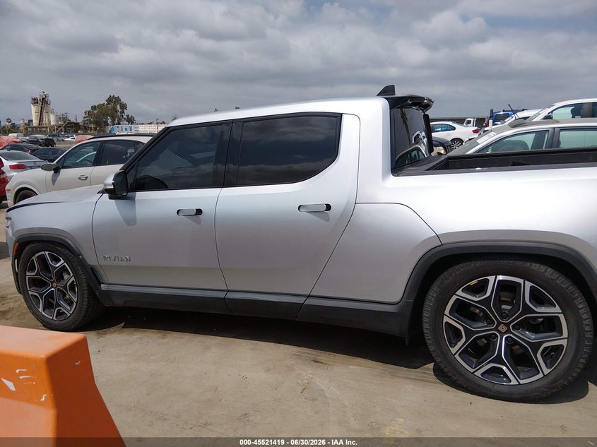 2024 Rivian R1T Adventure Dual Motor Max Pack/Adventure Dual Motor Perf Max Pack VIN: 7FCTGCAA9RN030366 Lot: 45521419