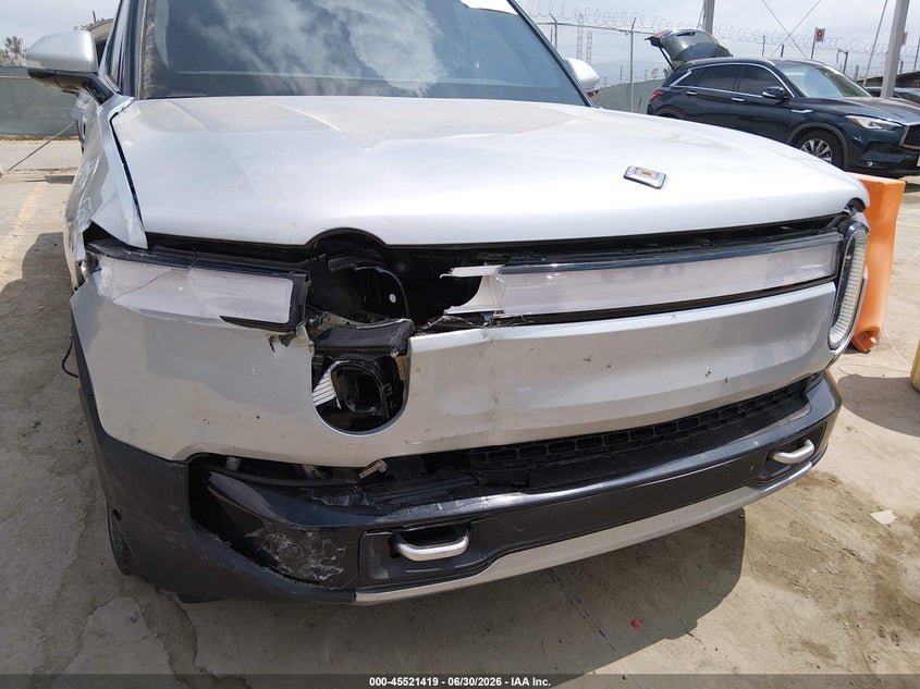 2024 Rivian R1T Adventure Dual Motor Max Pack/Adventure Dual Motor Perf Max Pack VIN: 7FCTGCAA9RN030366 Lot: 45521419
