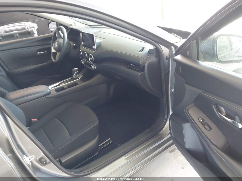 2023 NISSAN SENTRA auction photo 5