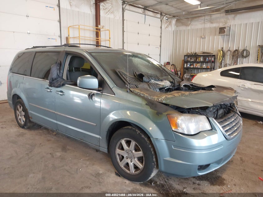 2009 Chrysler Town & Country