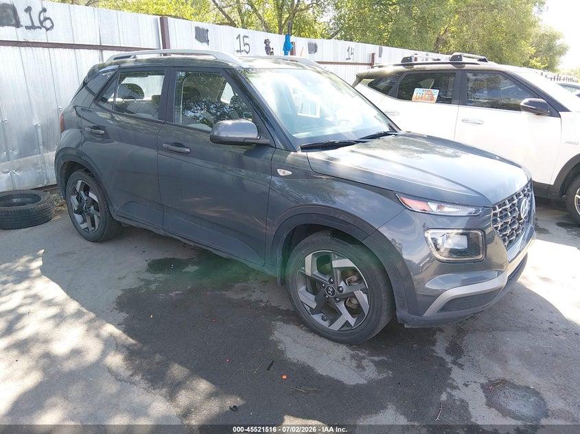 2024 HYUNDAI VENUE auction photo 1