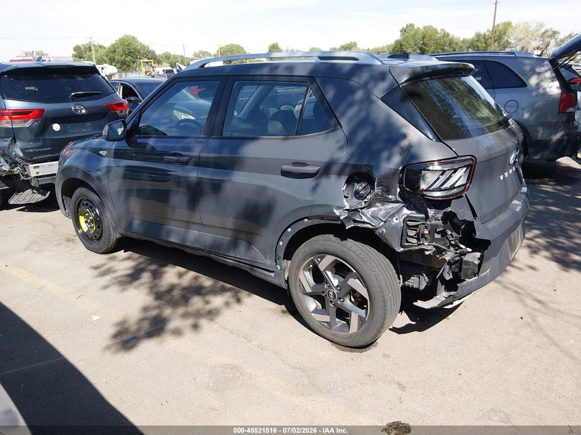 2024 HYUNDAI VENUE auction photo 3