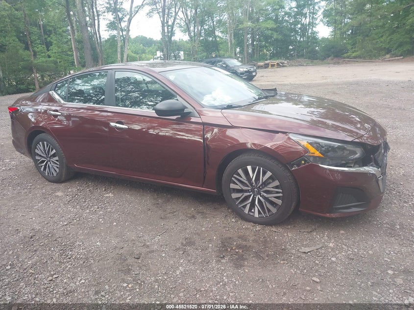 2024 NISSAN ALTIMA auction photo 1