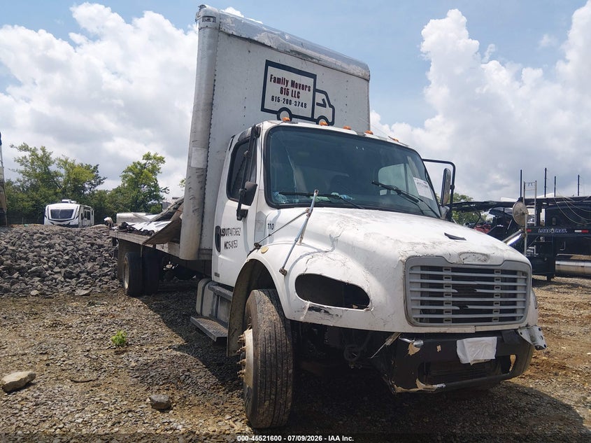 2006 FREIGHTLINER M2 auction photo 2