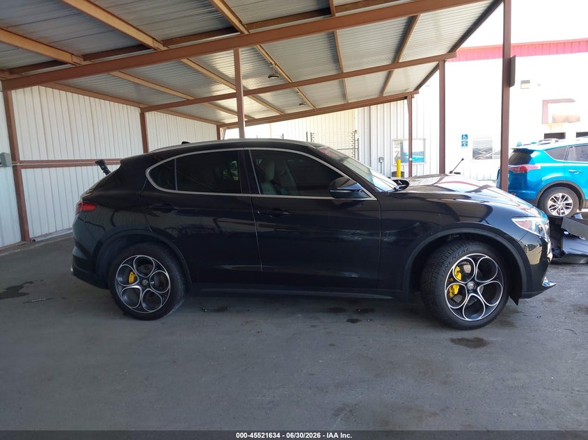 2019 Alfa Romeo Stelvio Ti Lusso Awd VIN: ZASPAKBN0K7C49321 Lot: 45521634