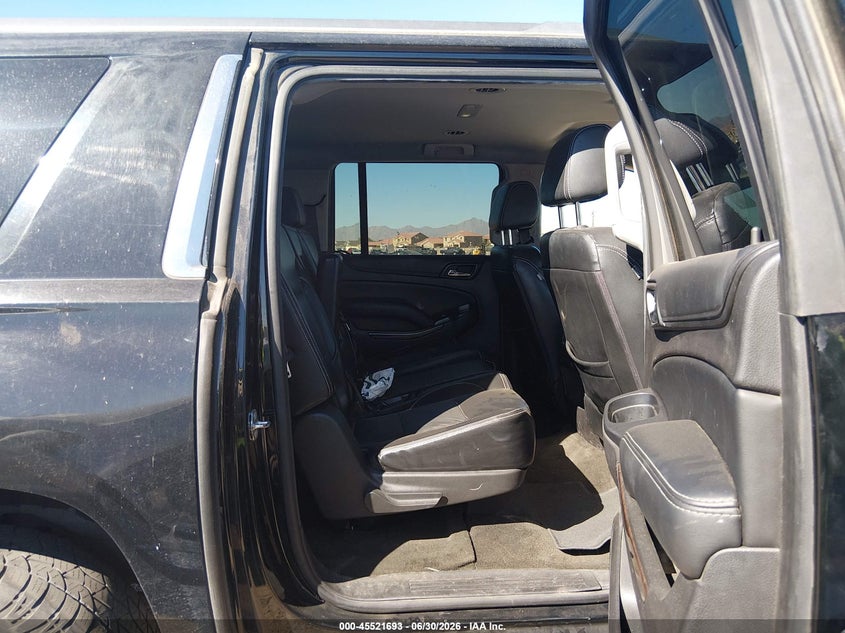 2017 CHEVROLET SUBURBAN auction photo 8