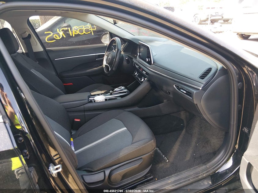 2021 HYUNDAI SONATA auction photo 5