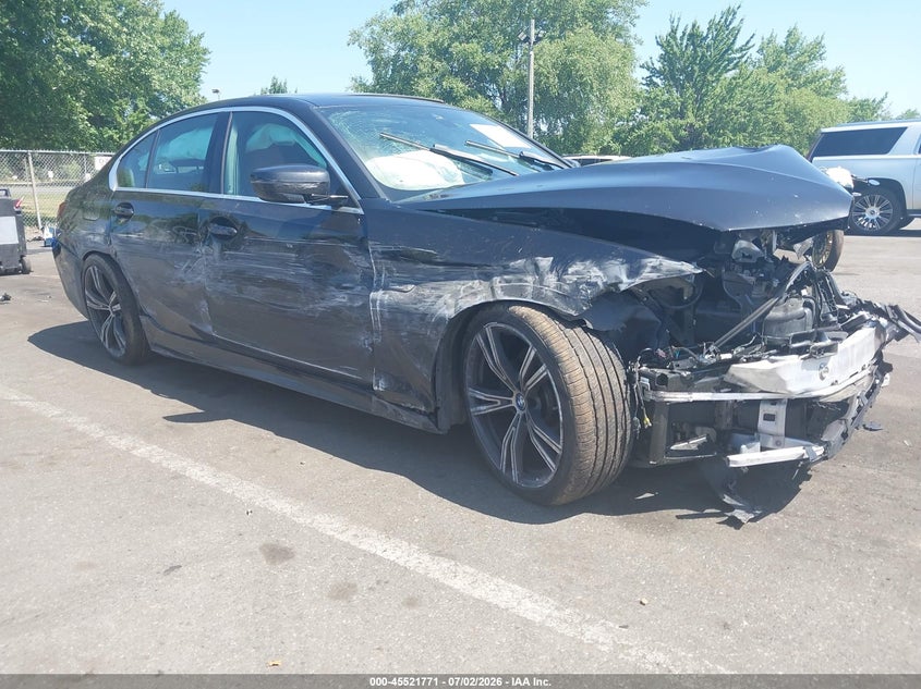 2022 BMW 330E auction photo 1