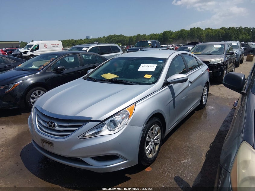 2013 HYUNDAI SONATA auction photo 2