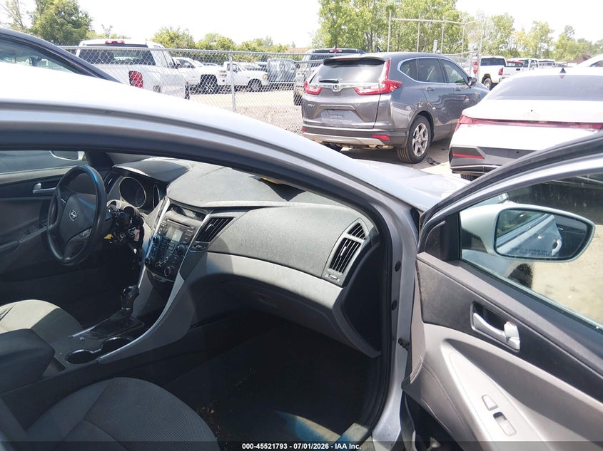 2013 HYUNDAI SONATA auction photo 5