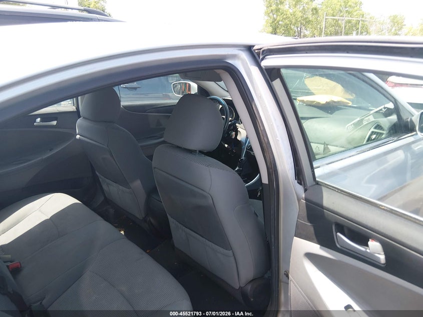 2013 HYUNDAI SONATA auction photo 8