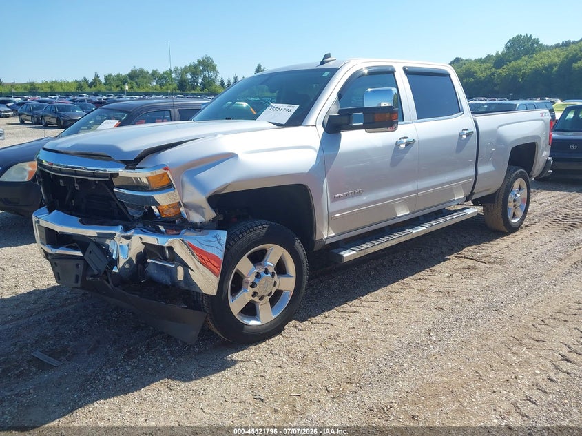 2019 Chevrolet Silverado, Front End, IAAI, VIN 1GC1KTEG2KF215837 — photo 2