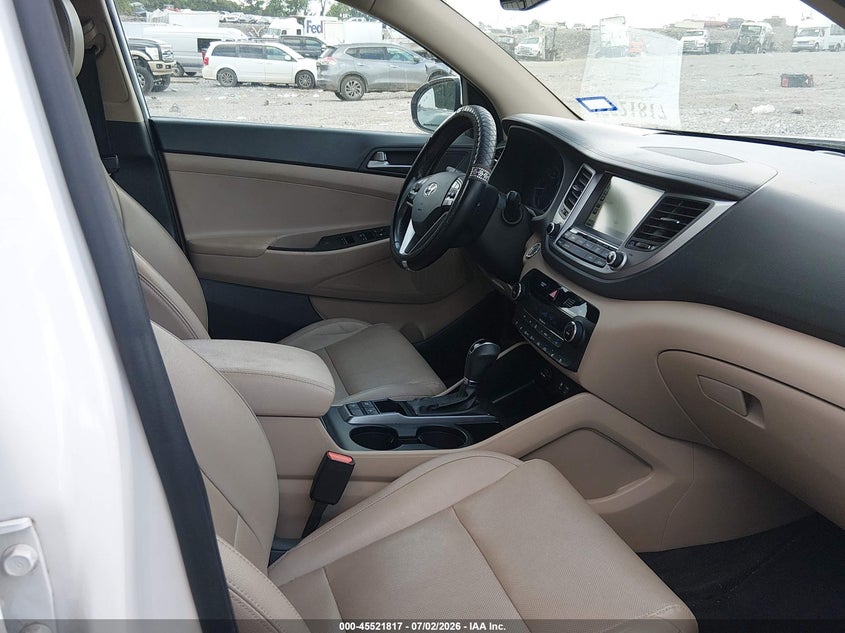 2017 HYUNDAI TUCSON auction photo 5