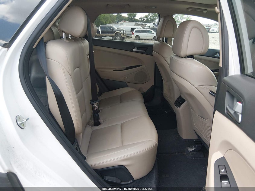 2017 HYUNDAI TUCSON auction photo 8