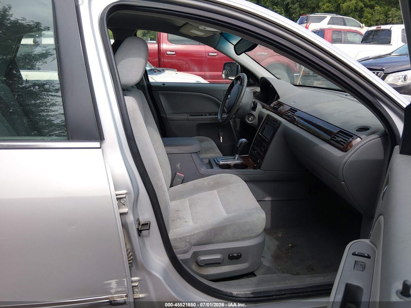 2005 FORD FIVE HUNDRED auction photo 5