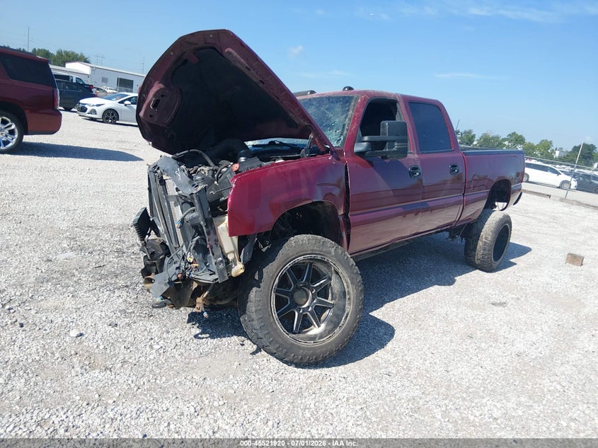 2005 CHEVROLET SILVERADO 2500HD auction photo 2