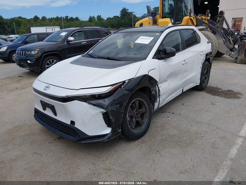 Vin: jtmabacaxpa031768, lot: 46020141, toyota bz4x xle 20232
