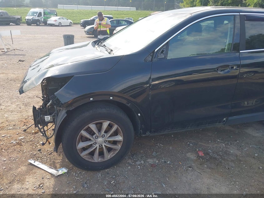 KIA SORENTO 2017 VIN 5XYPG4A32HG312384