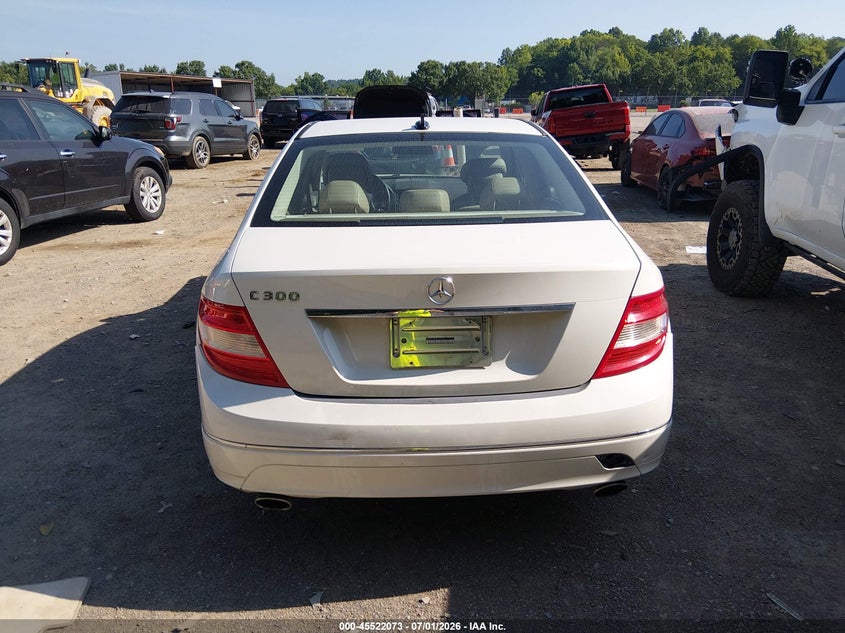 MERCEDES-BENZ C 300 2011 VIN WDDGF5EB5BA504597