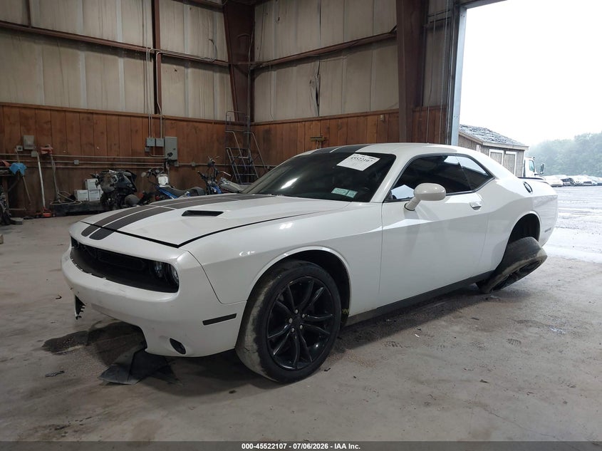 2016 DODGE CHALLENGER auction photo 2