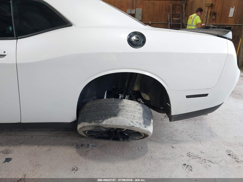 2016 DODGE CHALLENGER auction photo 6