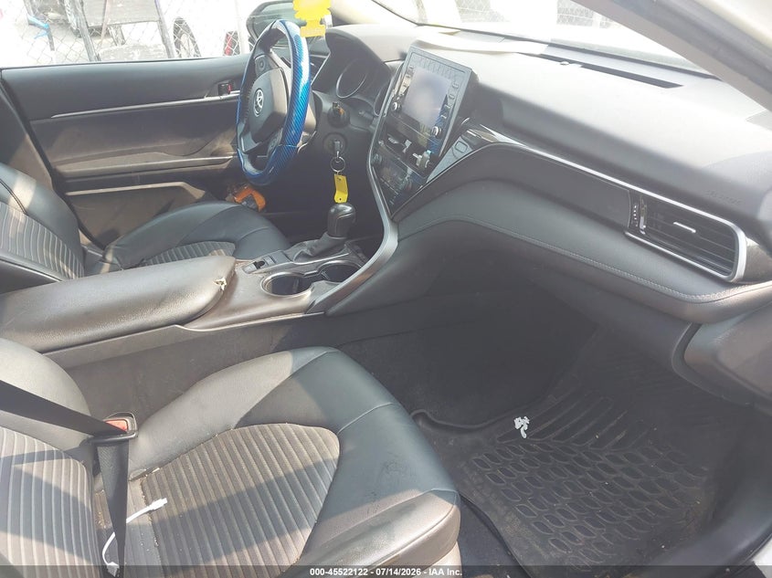 2021 TOYOTA CAMRY auction photo 5