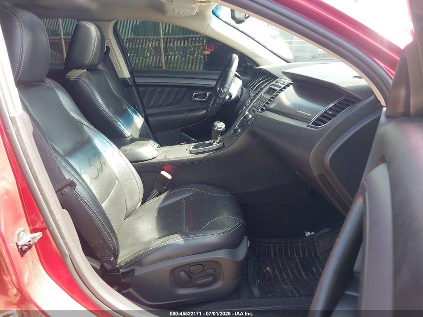 2010 FORD TAURUS auction photo 5