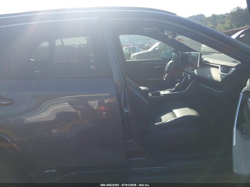 2021 TOYOTA RAV4 HYBRID auction photo 5