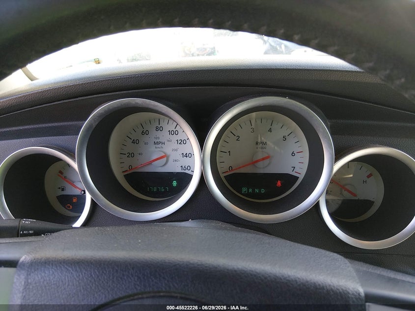 2005 DODGE MAGNUM auction photo 7