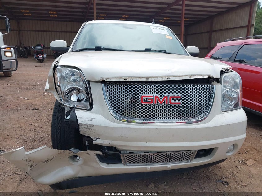 2013 GMC YUKON auction photo 6