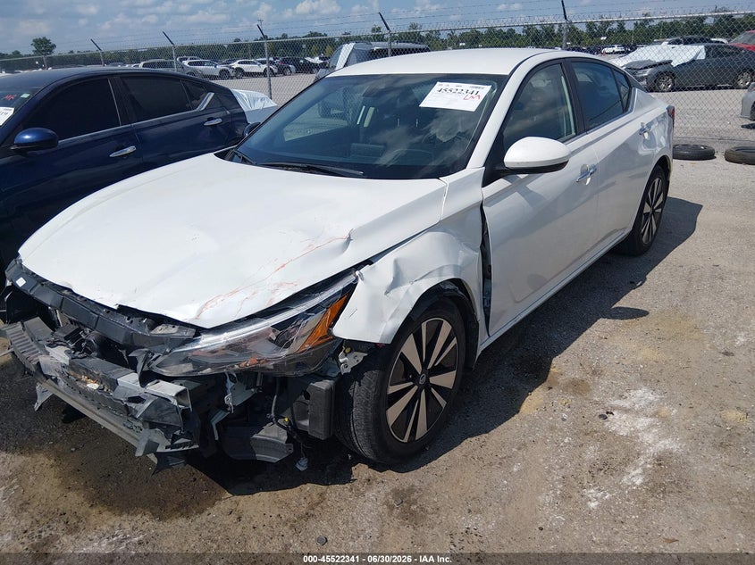 2021 NISSAN ALTIMA auction photo 2