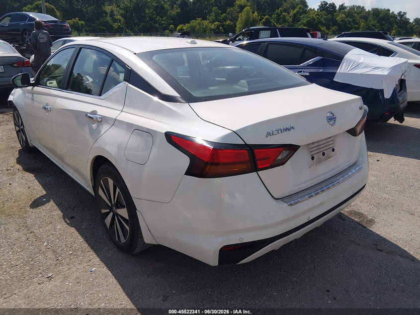 2021 NISSAN ALTIMA auction photo 3