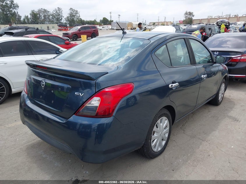 AtlanticExpress - Nissan Versa
