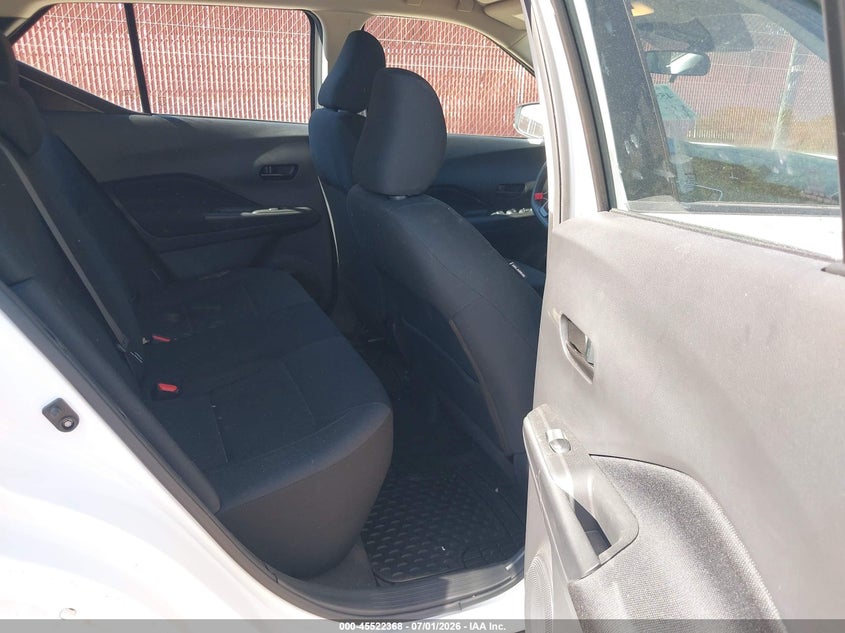 2025 NISSAN KICKS PLAY auction photo 8