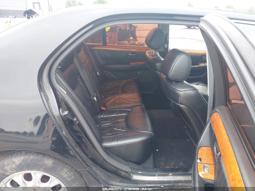 2002 LEXUS LS 430 auction photo 8